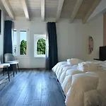 Penzion Welc-om Royal Garden Luxury Padova