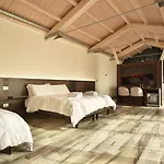 Welc-om Royal Garden Luxury 4*