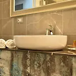 Welc-om Royal Garden Luxury Penzion