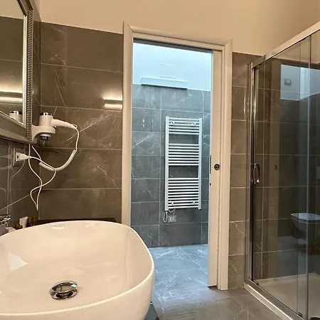 Royal Garden Luxury Guest house