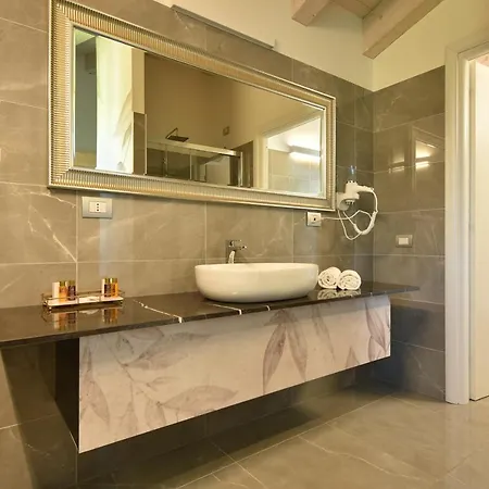 Welc-om Royal Garden Luxury 4* Πάδοβα