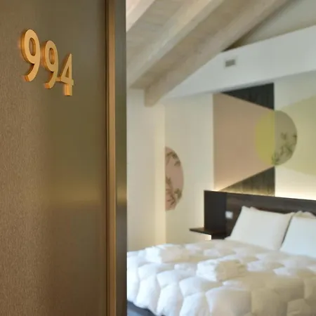 Πανσιόν Welc-om Royal Garden Luxury