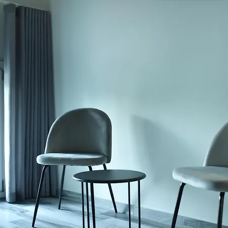 Welc-om Royal Garden Luxury Πανσιόν 4*