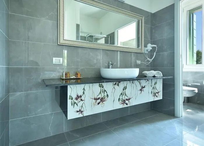 Welc-om Royal Garden Luxury 4* Padua