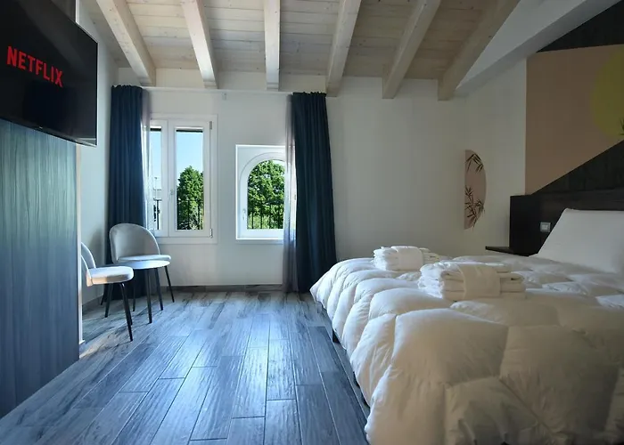 Pensionat Welc-om Royal Garden Luxury Padua