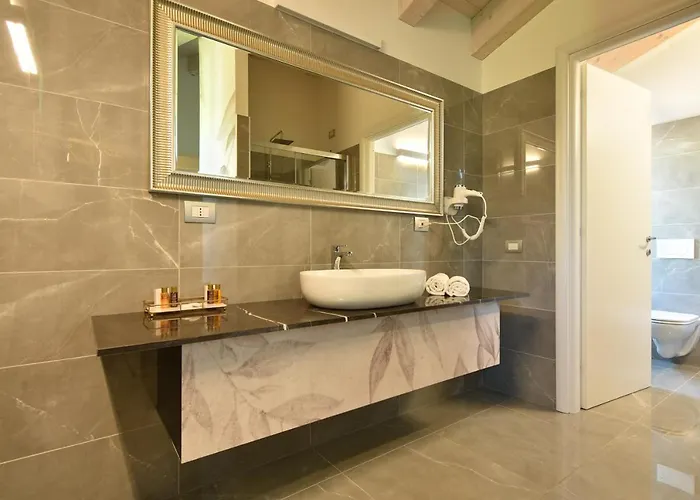 Welc-om Royal Garden Luxury 4* Padua