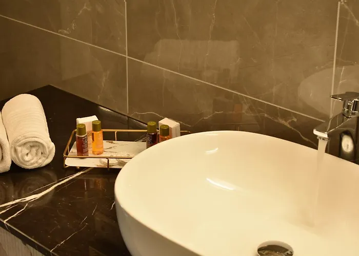 Welc-om Royal Garden Luxury Padua