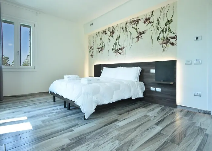 Pensionat Welc-om Royal Garden Luxury 4*