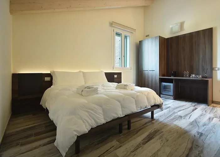 Pensionat Welc-om Royal Garden Luxury 4*