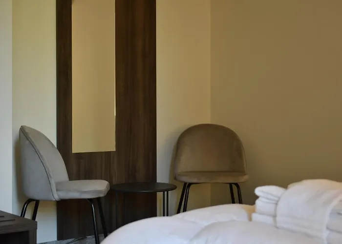 Welc-om Royal Garden Luxury Pensionat 4*