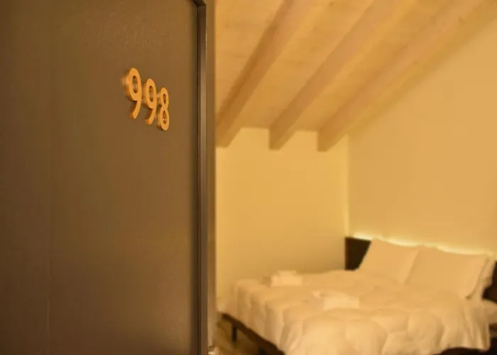 Welc-om Royal Garden Luxury Pensionat 4*