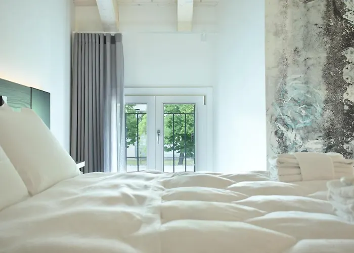 Welc-om Royal Garden Luxury Pensionat